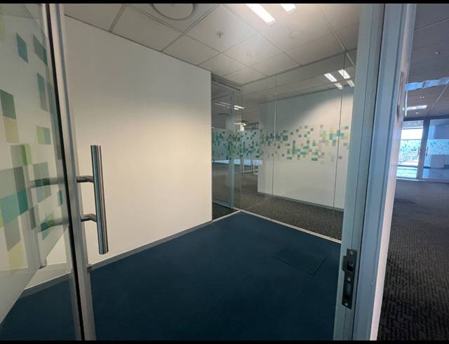 1,443M² OFFICE TO LET IN MELROSE ARCH